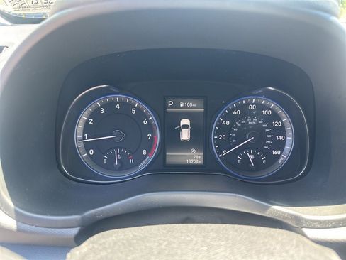 Used 2022 Hyundai Kona SEL AWD/4WD image 4