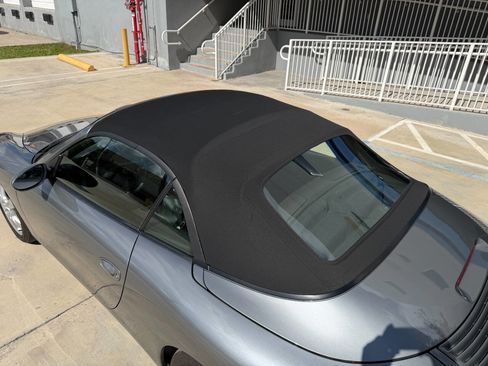 Used 2001 Porsche 911 Carrera 4 image 15