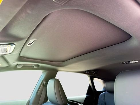 Used 2025 Lexus RX 350 Premium w/ Convenience Package FWD image 28