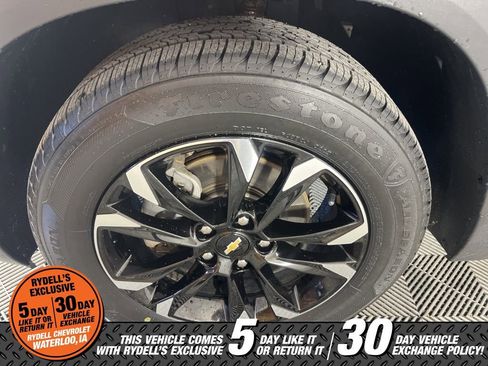 Certified 2022 Chevrolet TrailBlazer LT w/ Convenience Package FWD image 14