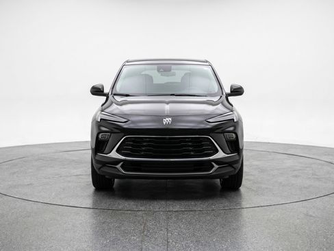 Used 2025 Buick Encore GX Preferred AWD/4WD image 2