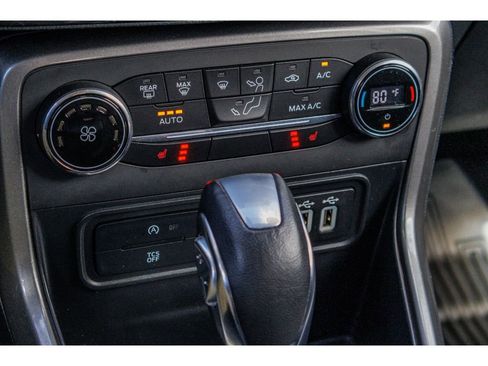 Used 2020 Ford EcoSport SE w/ SE Convenience Package image 25