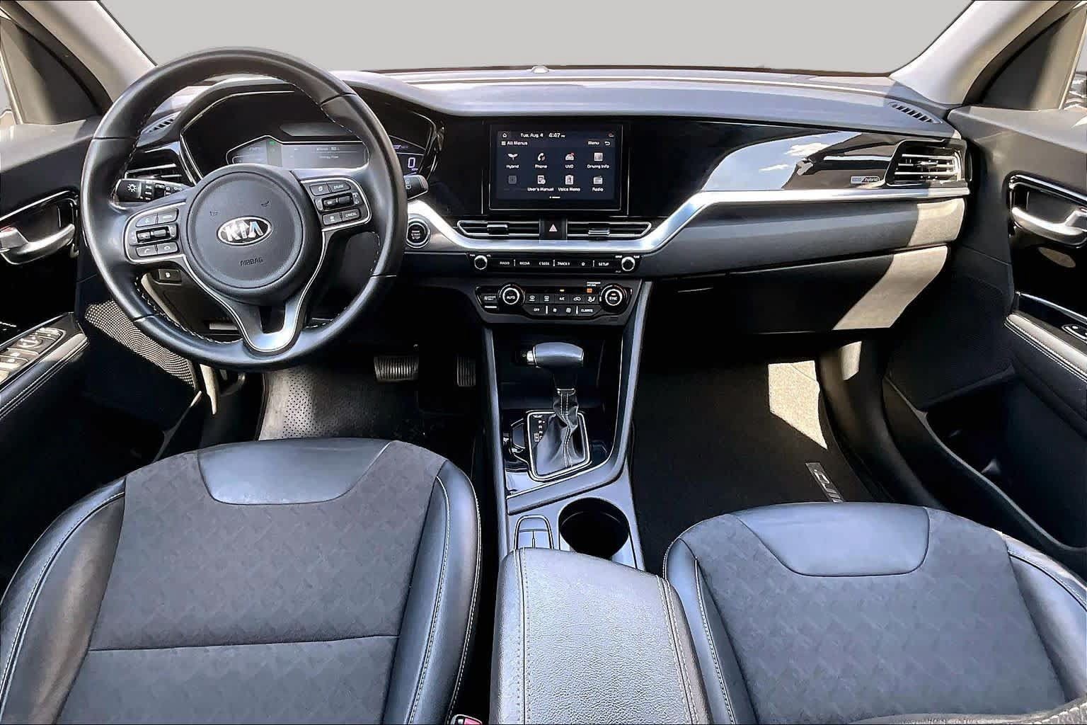 Used 2020 Kia Niro Touring FWD image 16