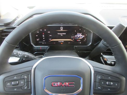 New 2026 GMC Sierra 2500 SLT w/ SLT Convenience Package AWD/4WD image 18