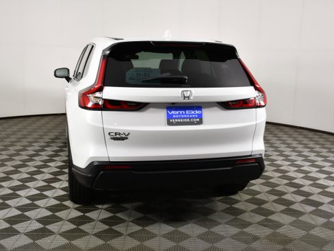 Certified 2024 Honda CR-V EX image 7