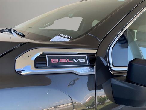 Used 2020 GMC Sierra 3500 SLT w/ SLT Premium Plus Package image 43