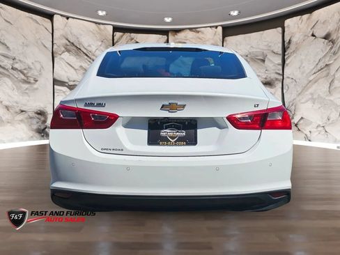 Used 2024 Chevrolet Malibu LT FWD image 7