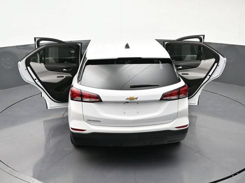 Used 2024 Chevrolet Equinox LS w/ LS Convenience Package FWD image 36