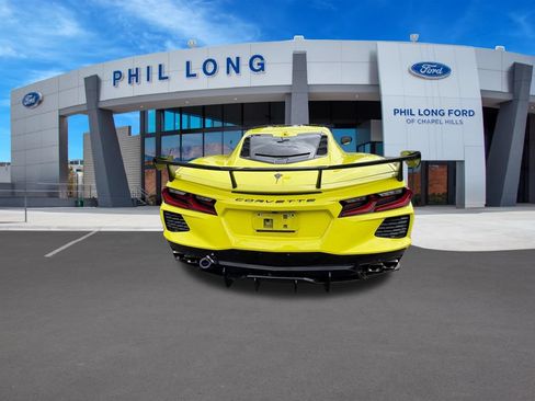 Used 2023 Chevrolet Corvette Stingray Premium Cpe w/ Z51 Performance Package RWD image 4