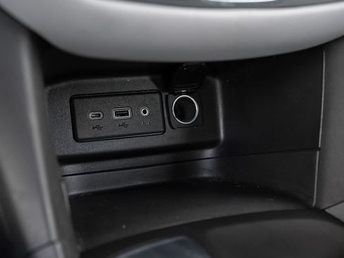 Used 2022 Chevrolet Equinox LS FWD image 31