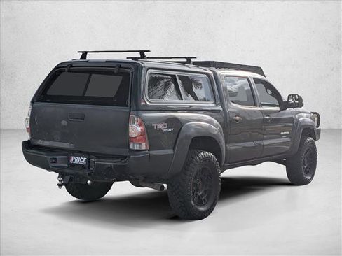 Used 2011 Toyota Tacoma 4x4 Double Cab w/ TRD Sport Pkg w/JBL Audio image 5