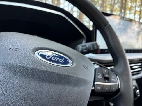 Used 2025 Ford Escape SE w/ PHEV Premium Package FWD image 29