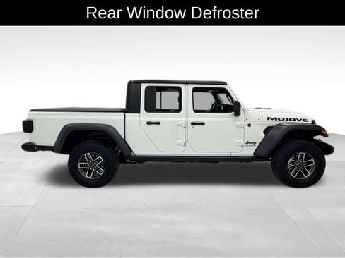 Used 2024 Jeep Gladiator Mojave image 7