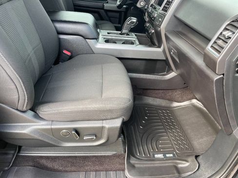 Used 2016 Ford F150 XLT w/ Equipment Group 302A Luxury image 29