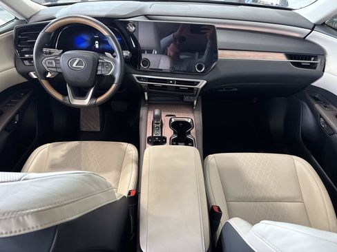 Certified 2025 Lexus RX 350 Premium Plus w/ Accessory Package (Z1) FWD image 19