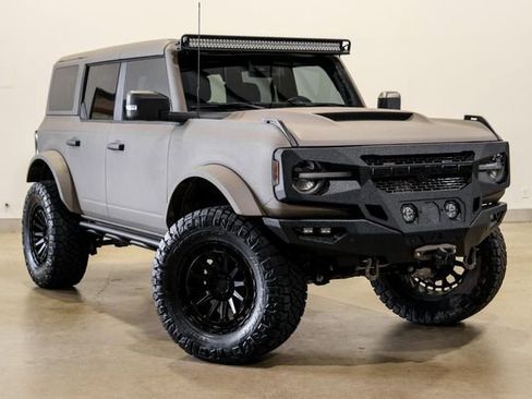 Used 2022 Ford Bronco Wildtrak AWD/4WD image 5