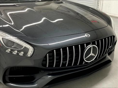 Used 2018 Mercedes-Benz AMG GT S w/ Exclusive Interior Package image 36