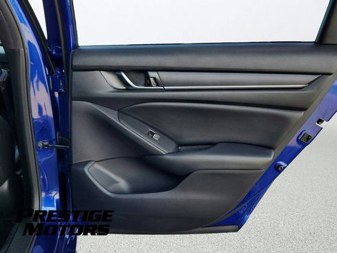 Used 2022 Honda Accord Sport image 28