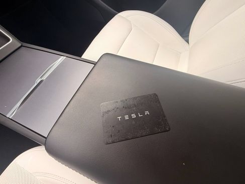 Used 2026 Tesla Model Y Long Range AWD/4WD image 35