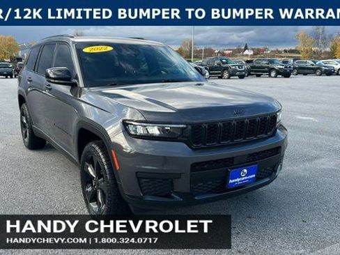Used 2022 Jeep Grand Cherokee L Laredo image 1