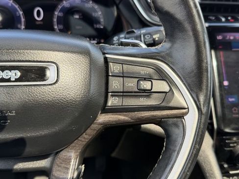 Used 2021 Jeep Grand Cherokee L Limited image 21