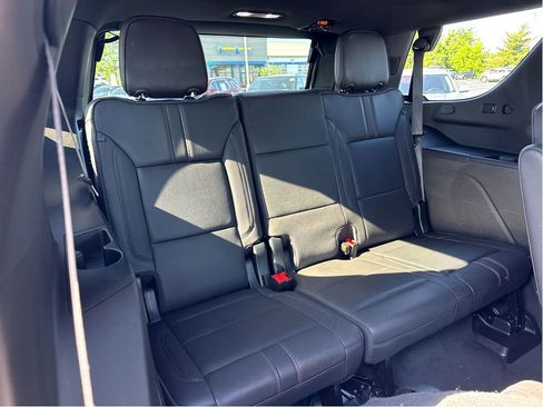 Used 2023 Chevrolet Tahoe RST w/ Luxury Package AWD/4WD image 9