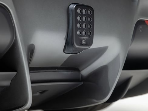 Certified 2015 Ferrari F12 Berlinetta image 44