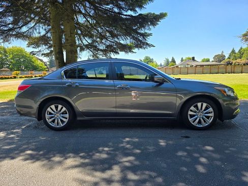 Used 2012 Honda Accord EX-L image 7