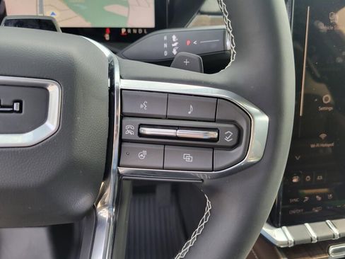 New 2026 GMC Acadia Denali Ultimate w/ LPO, Floor Liner Package image 13