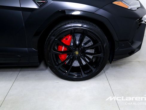 Used 2024 Lamborghini Urus S image 37