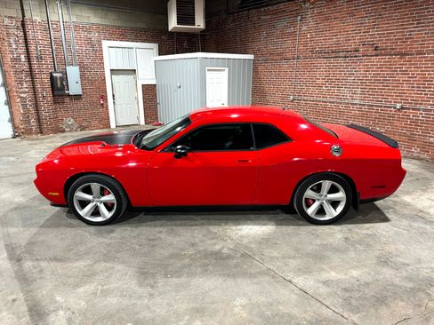 Used 2009 Dodge Challenger SRT8 w/ SRT Option Group II image 17