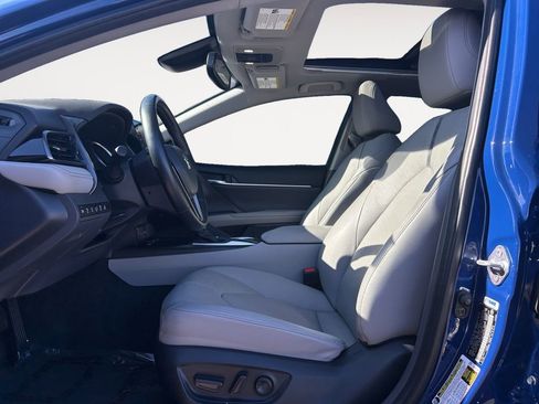 Used 2023 Toyota Camry XLE w/ Navigation Package FWD image 15