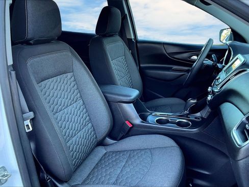 Used 2019 Chevrolet Equinox LT image 21