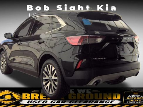 Used 2020 Ford Escape Titanium AWD/4WD image 3