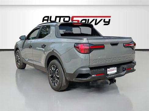 Used 2022 Hyundai Santa Cruz SEL w/ Activity Package image 5