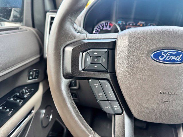 Used 2018 Ford Expedition Limited w/ Equipment Group 301A AWD/4WD image 26