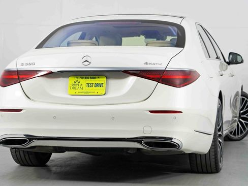 Used 2022 Mercedes-Benz S 580 4MATIC Sedan image 5