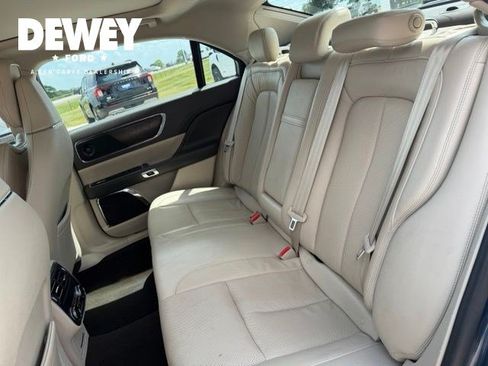 Used 2018 Lincoln Continental Reserve AWD/4WD image 30