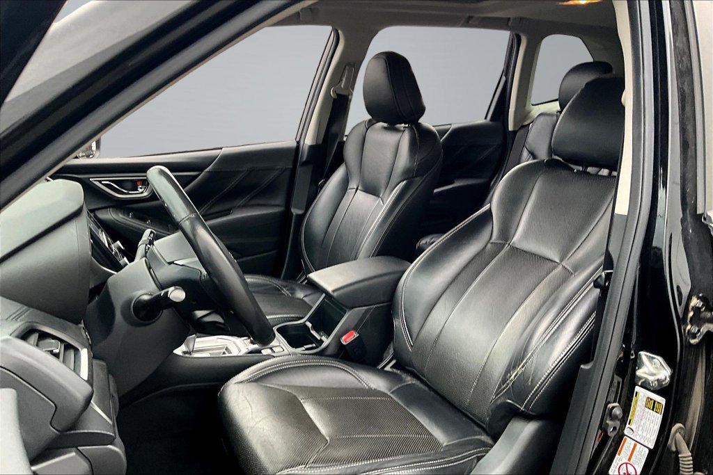 Used 2019 Subaru Forester Premium AWD/4WD image 21