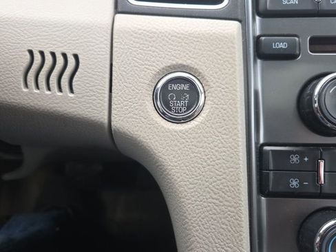 Used 2012 Ford Taurus Limited image 34