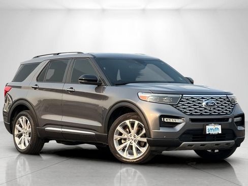 Used 2022 Ford Explorer Platinum w/ Equipment Group 601A AWD/4WD image 2