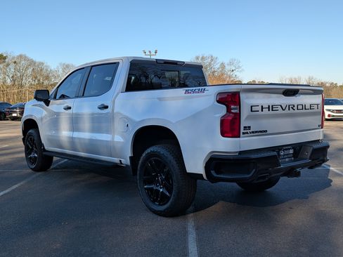 Used 2025 Chevrolet Silverado 1500 LT Trail Boss w/ LT Trail Boss Premium Package image 7