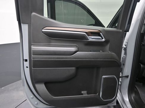 Used 2024 Chevrolet Silverado 1500 RST w/ Dark Appearance Package image 29