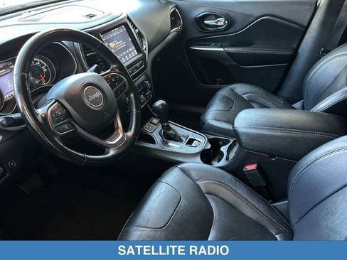 Used 2021 Jeep Cherokee Latitude Lux w/ Comfort/Convenience Group FWD image 11