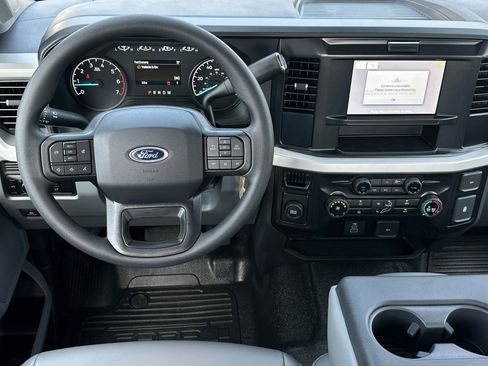 New 2026 Ford F250 XL w/ XL Chrome Package RWD image 13