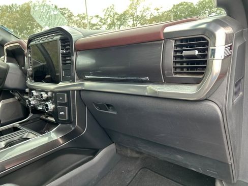 Used 2023 Ford F150 Lariat w/ Equipment Group 502A High image 15