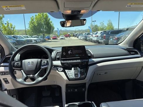 Certified 2025 Honda Odyssey Touring image 23
