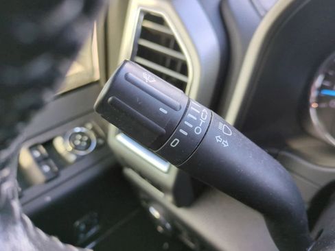 Used 2017 Ford F250 Lariat w/ Lariat Ultimate Package image 27