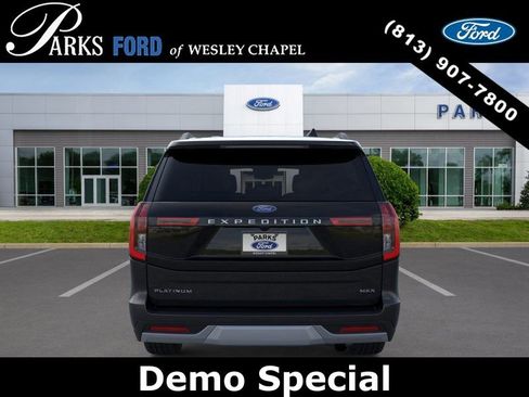 New 2026 Ford Expedition Max Platinum w/ Driver's Package AWD/4WD image 5