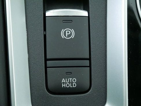 New 2025 Nissan Altima 2.5 SL image 34